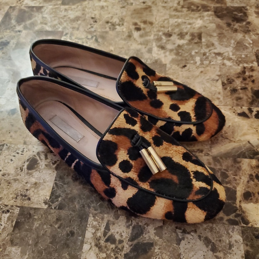 Louise et Cie Blondell Loafer Women 6.5M Leopard Print Cow Hair Hardware tassels